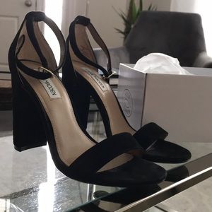 Size 7 Steve Madden Carson heel